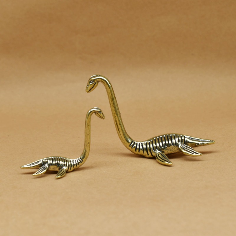 Loch Ness Monster Creature Bra - огляд і ціна Vintage Collectible Christmas Ornaments