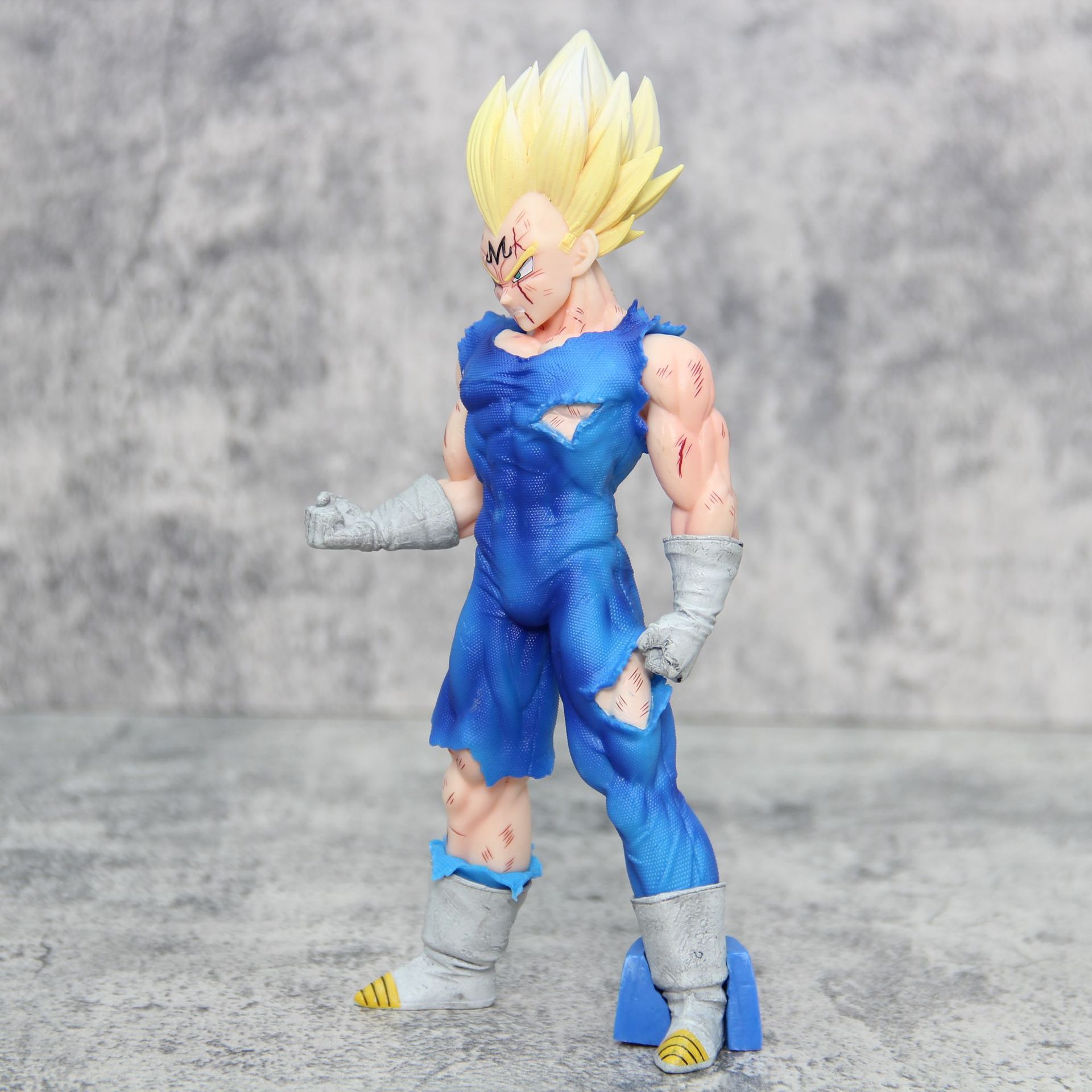 Dragon Ball Z Super Saiyan Pri - огляд і ціна Vintage Collectible Figurines