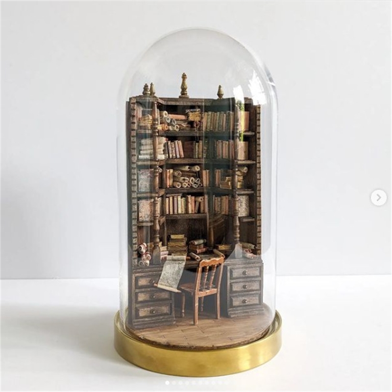 Miniature Bookcase Bookshelf D - огляд і ціна Vintage And Collectible Books