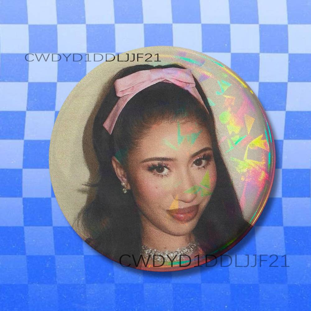 K-Kali U-Uchis Sincerely  Vint - огляд і ціна Collectible Vintage Brooches